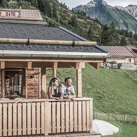 Aadla Walser-Chalets Mit Privater Sauna, Hotpot Und Hotelservice Schröcken Buitenkant foto